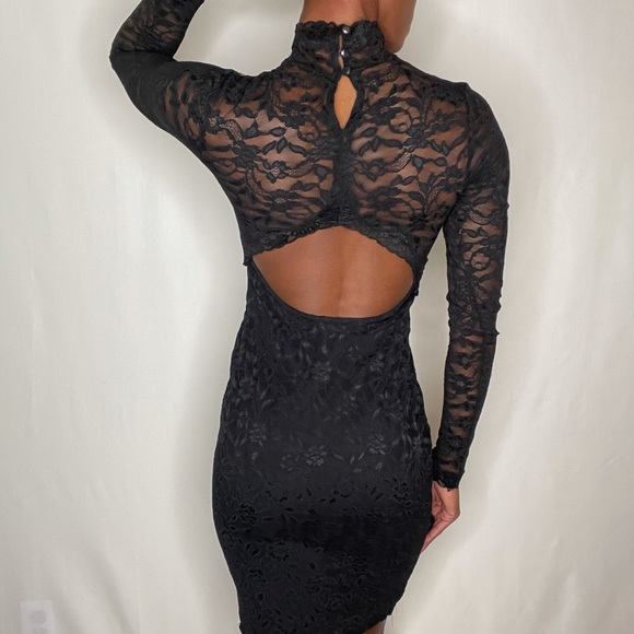 Lace Turtleneck Dress - Picture 6 of 6